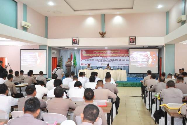 Ratusan Personel Polres Meranti Ikuti Latpra Ops Mantap Brata Lancang Kuning