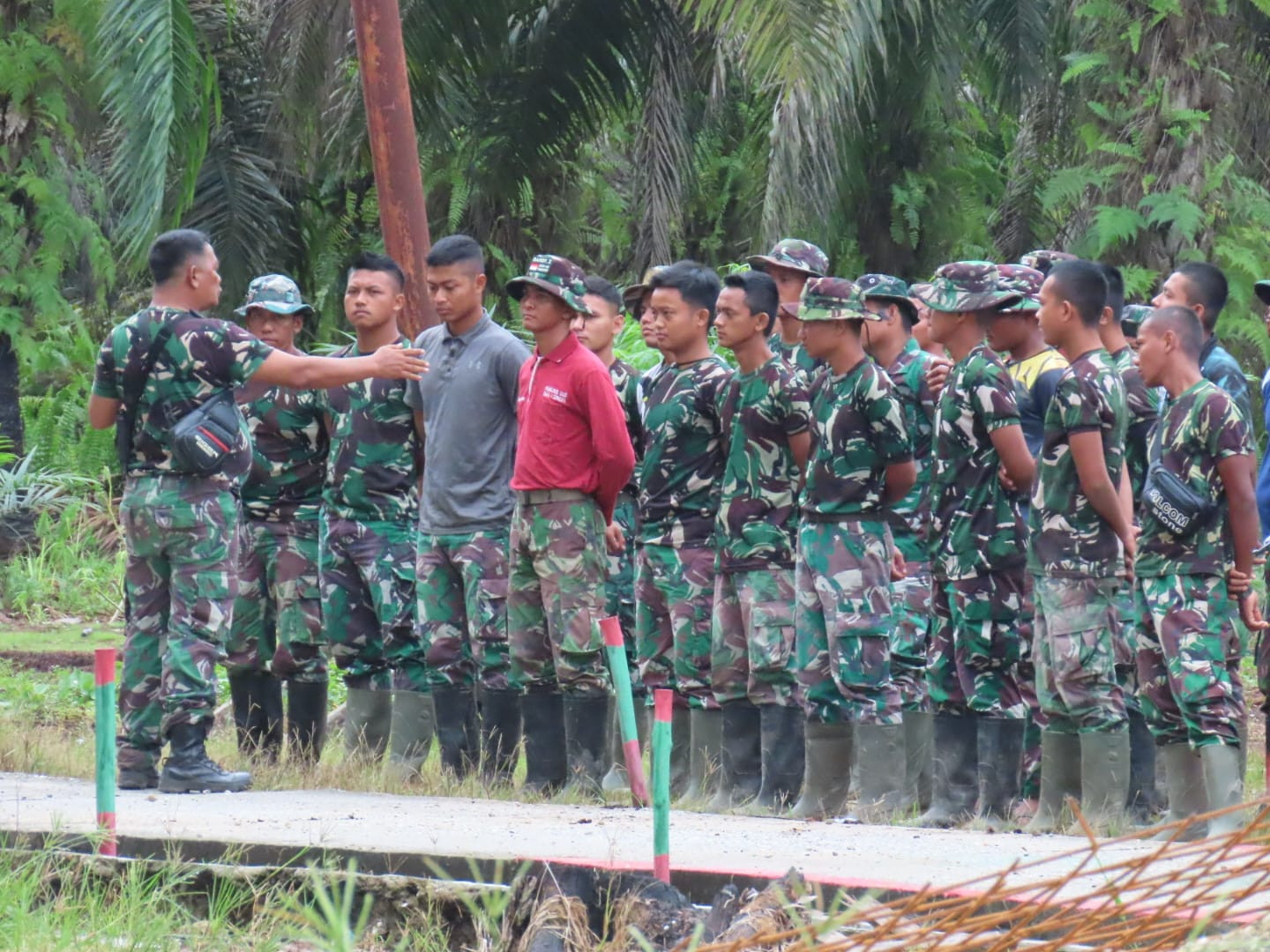 DanSsk TMMD ke 115 : Tetap Semangat, Pantang Menyerah dan Selalu Gembira