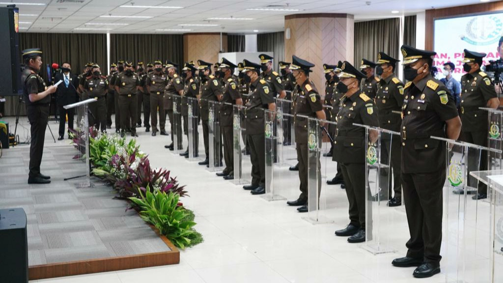 Jaksa Agung Lantik Dr Supardi Sebagai Kejati Riau yang Baru