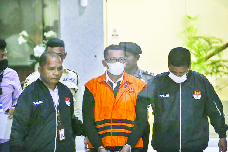 Muhammad Adil Minta Maaf