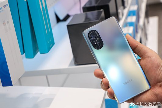 Tanggal Rilis Honor V40 Light Luxury