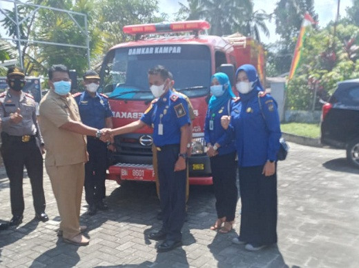 Bupati Kampar Kembali Bentuk Pos dan Penempatan Mobil Damkar di Kecamatan