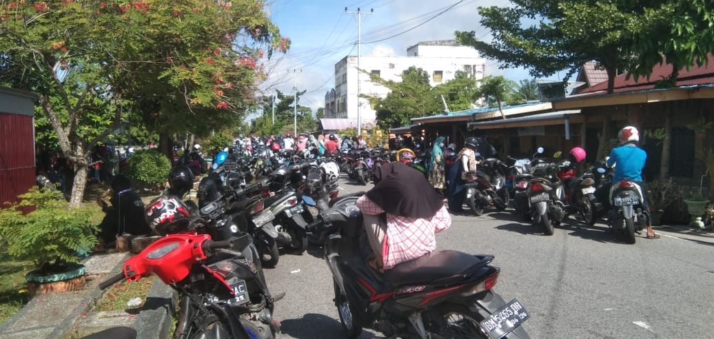 Kantor Pos Bengkalis Kembali Langgar Protokol Kesehatan