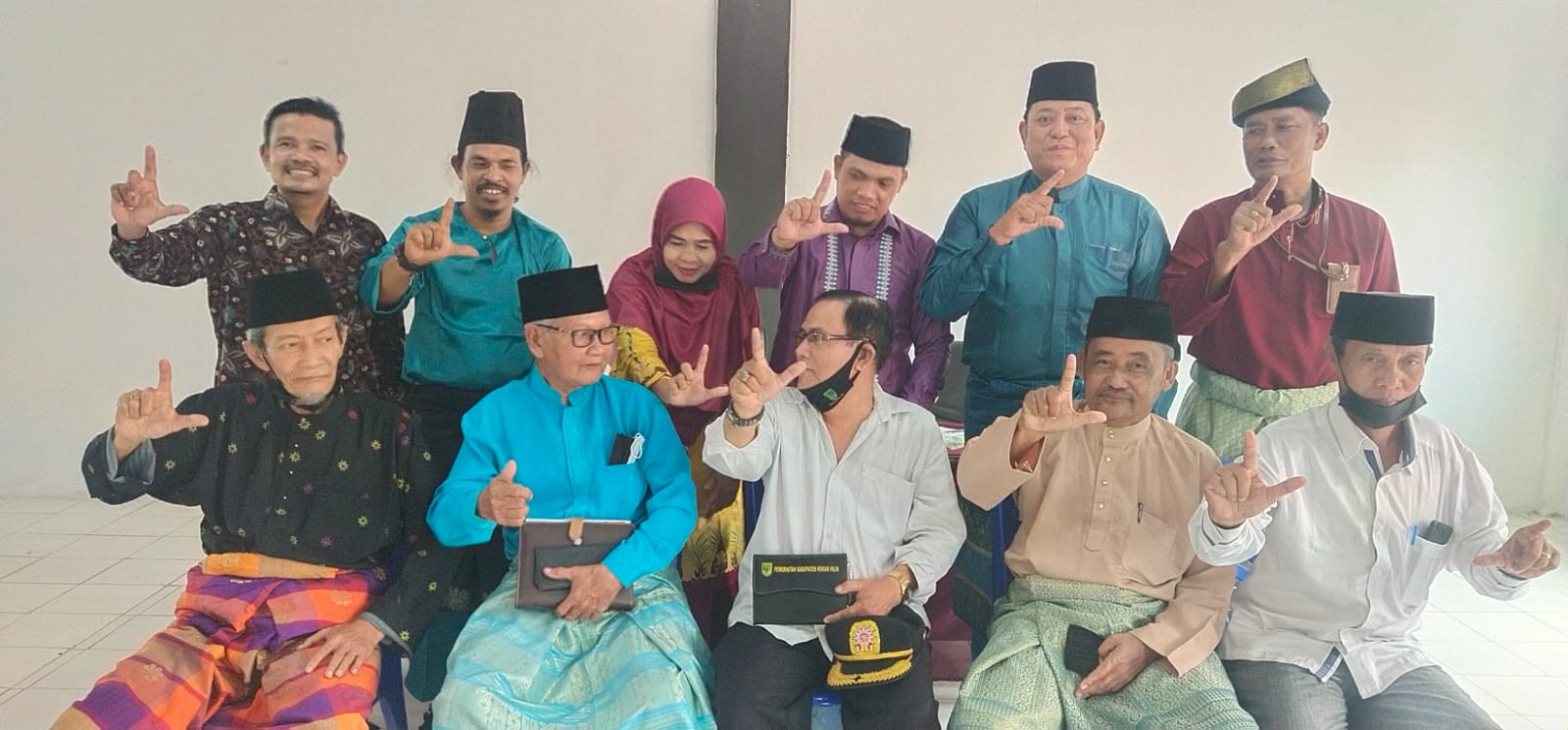 Balai Bahasa Riau dan LAMR Rohil Susun Kamus Dwi Bahasa Melayu Rohil