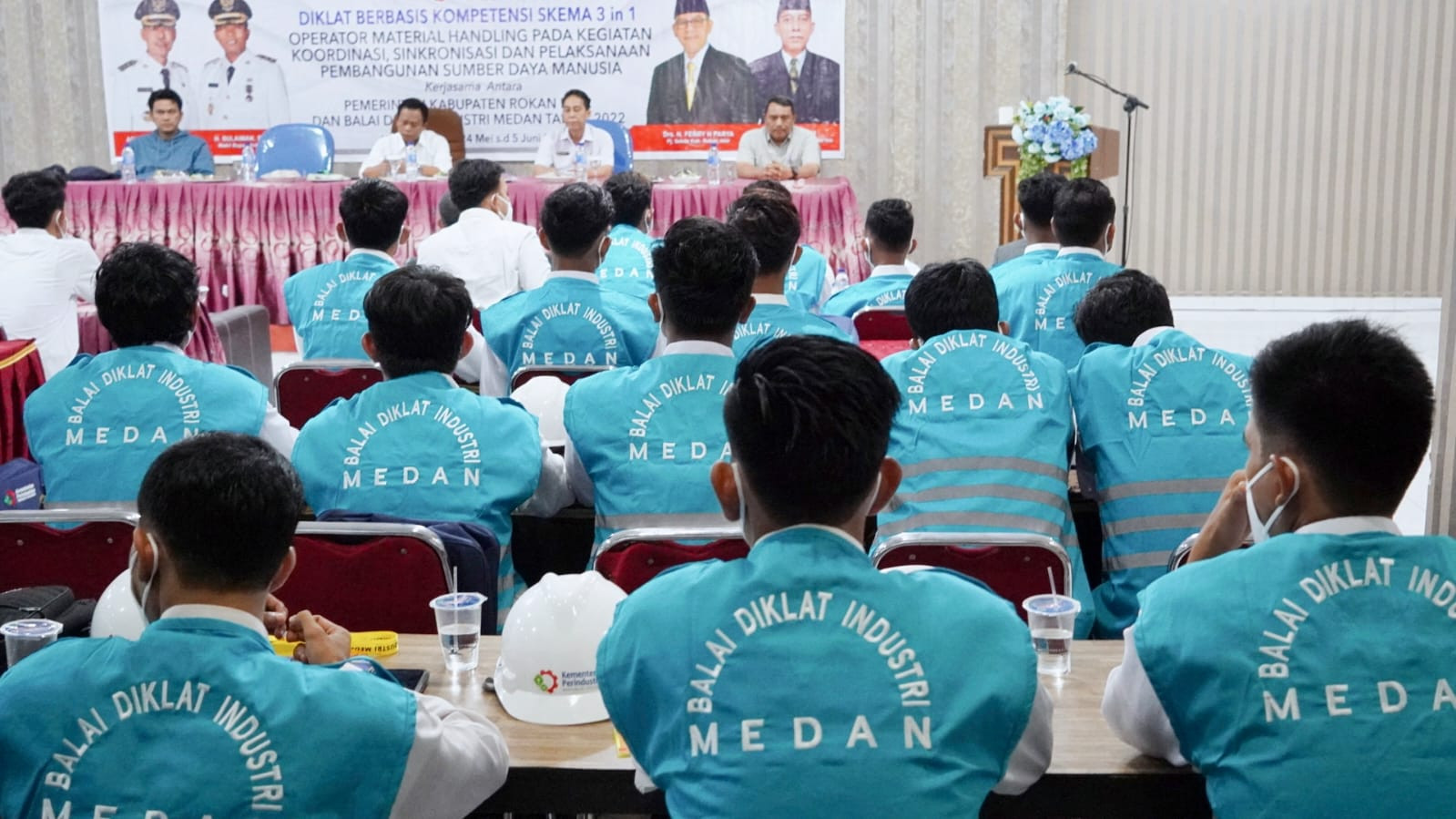 H.Sulaiman Buka Diklat Berbasis Kompetensi 3 IN 1