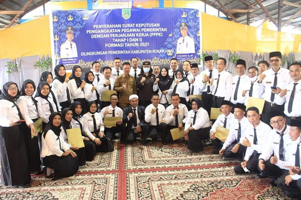 978 Pegawai P3K Di Rohil Tahun 2021 Terima SK Pengangkatan