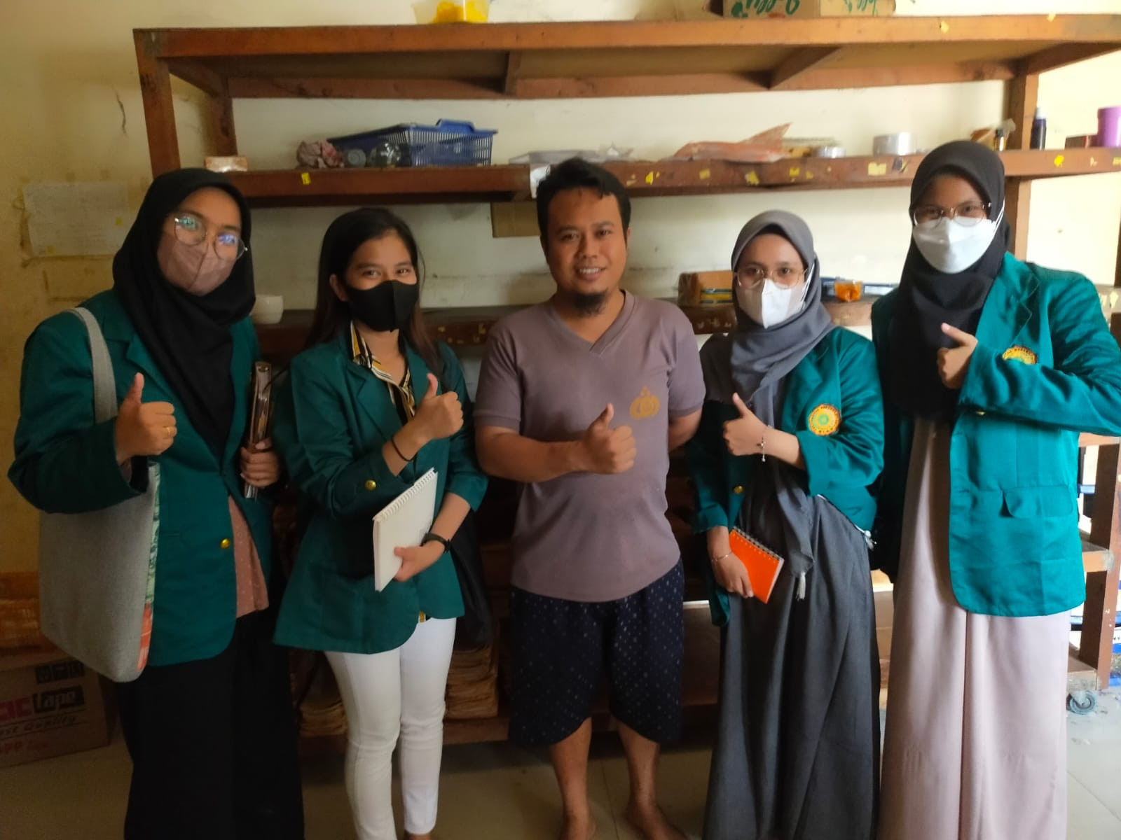 Analisis Perhitungan Harga Pokok Produksi Dengan Metode Activity Based Costing (ABC) Pada UMKM Pabri