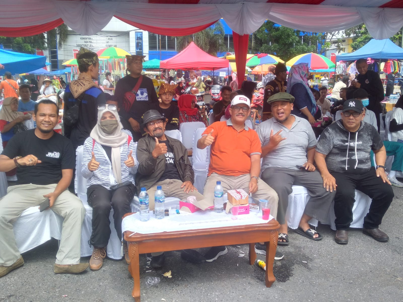 Ribuan Warga Kota Tumpah Ruah Saksikan Pentas Seni Rakyat Riau 2022