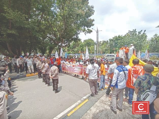 Harga BBM Naik Ketua DPRD Riau Minta Pemerintah Jaga Stabilitas Harga