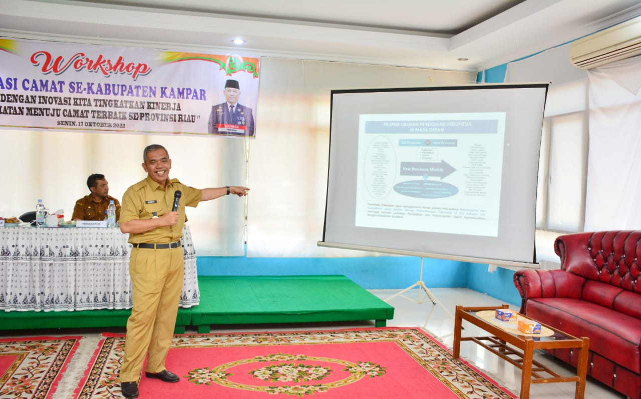 Pj Bupati Camat Harus  Membuat Terobosan dan Inovasi Untuk mengembangkan Perekonomian Masyarakatnya