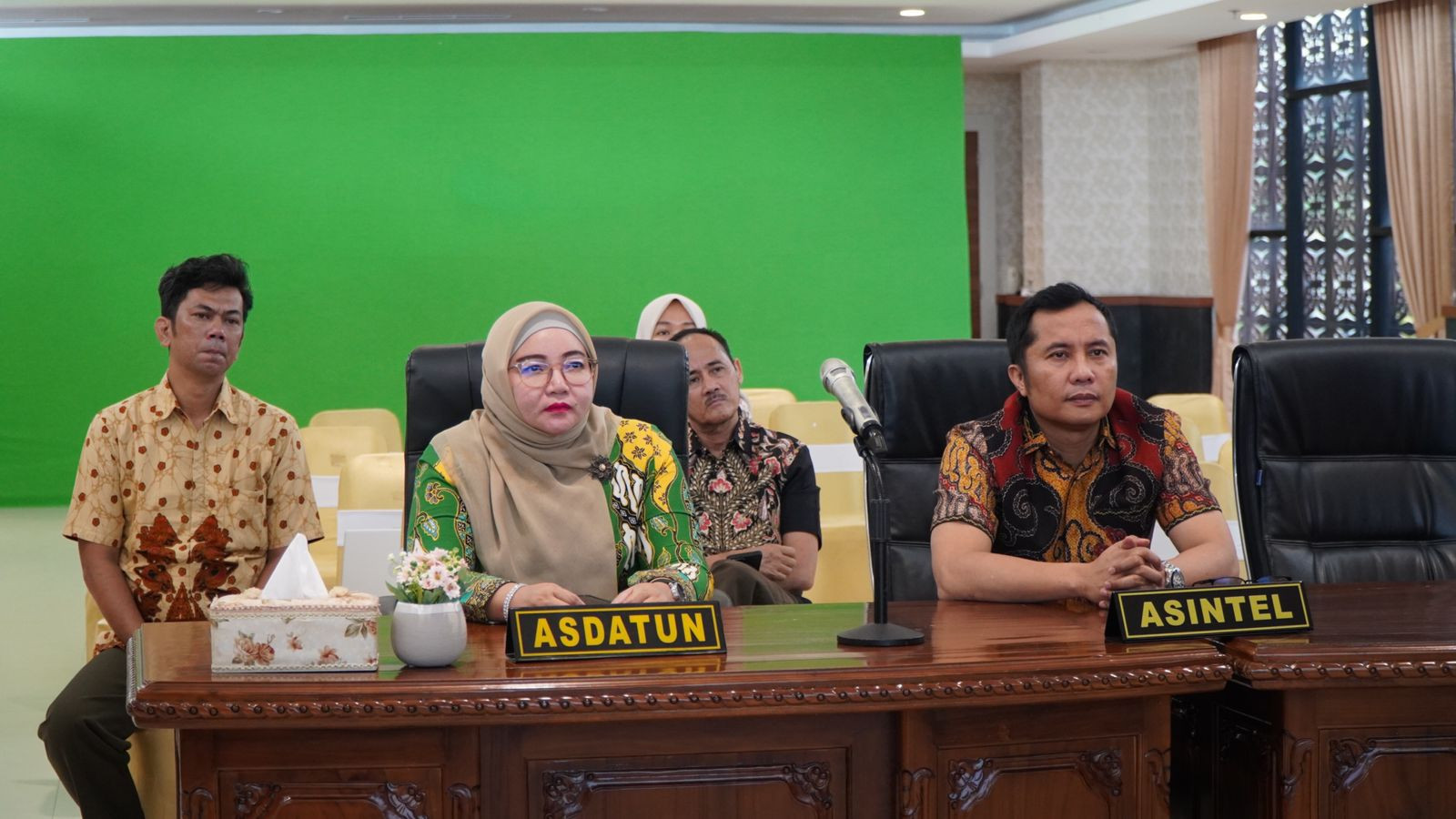 Asintel dan Asdatun Kejati Riau mengikuti kegiatan Sosialisasi Pelaksanaan Pengisian Survey