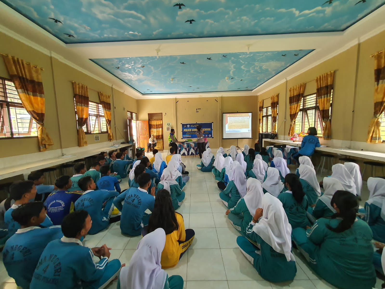 Satlantas Polres Rohil Gelar Police Goes To School di SMA 4 Bangko Pusako