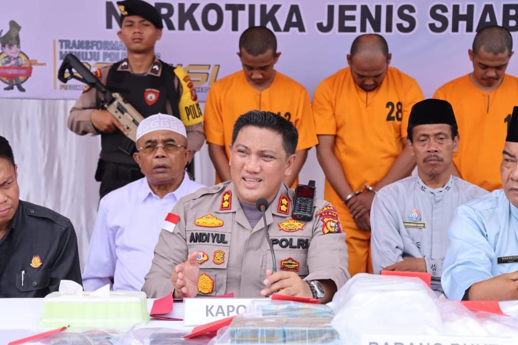 Ungkap Kasus Narkotika Jaringan Internasional,Polres Meranti Tangkap Tiga Pelaku dan Amankan 4KgSabu