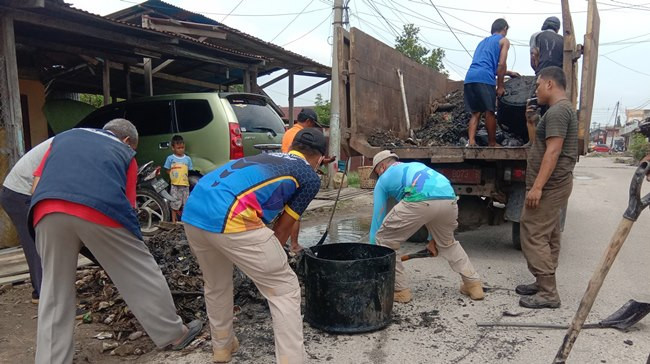 Lurah Buluh Kasap Galakkan Gotong Royong