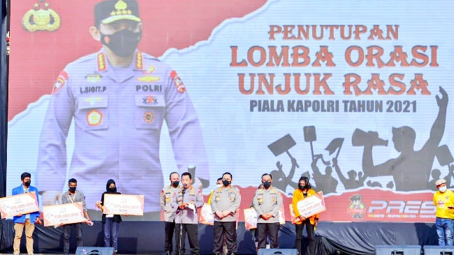 Gelar Lomba Orasi, Kapolri: Mari Ciptakan Alam Demokrasi yang Lebih Baik