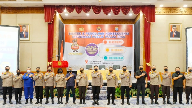 Kapolda Riau Buka Bimtek Dan Pengujian Konsekwensi Informasi Publik