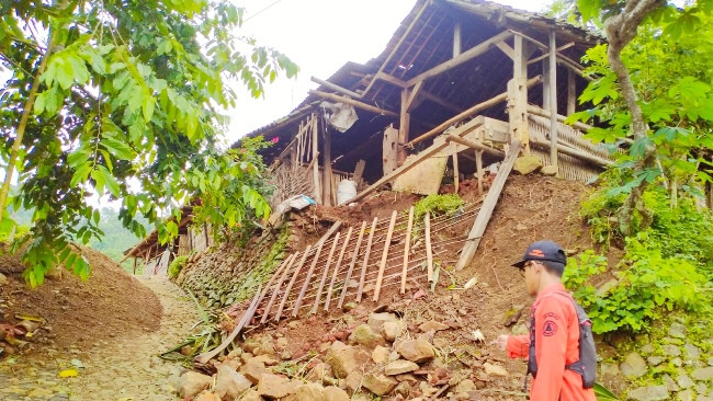 Alhamdulillah, Banjir dan Longsor di Kabupaten Ponorogo Nihil Korban Jiwa 
