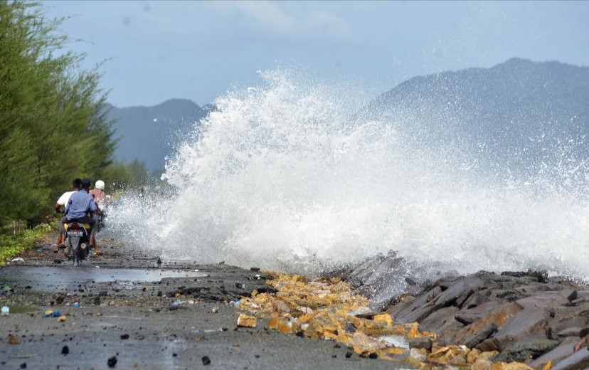 BMKG Waspada Gelombang Tinggi Hingga Enam Meter Di Perairan Indonesia