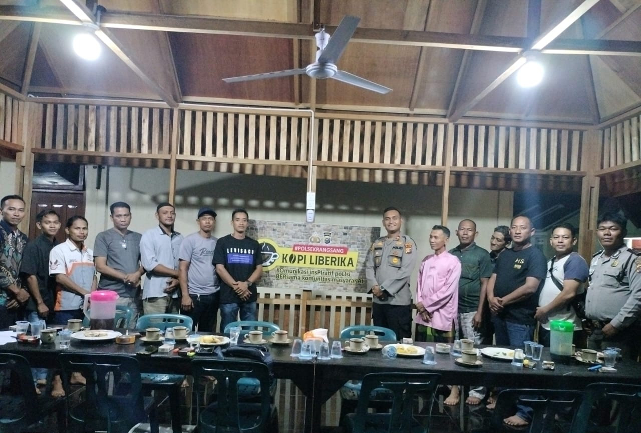 Kapolsek Rangsang Bahas Soal ini Bersama Pemilik Bengkel, Montir dan Penjual Aksesoris Motor
