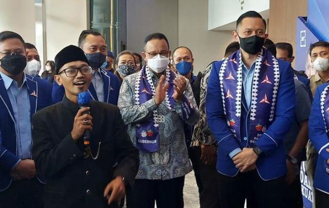Anies dan AHY Diarak Rebana di Acara Pelantikan Pengurus Demokrat DKI