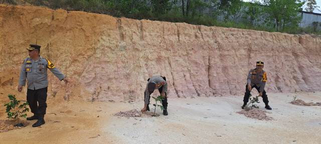 Rakorbin SDM dan PNS Polri 2023, Polres Rohil Gelar Bakti Sosial Tanam 247 Pohon