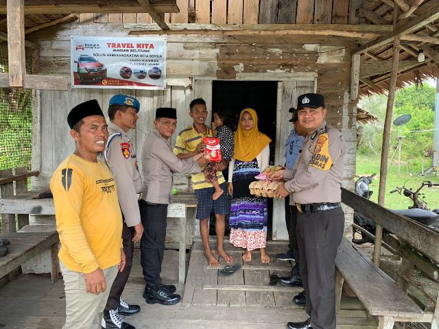 Sobat Kamis Barokah Polsek Merbau Peduli Stunting, Lagi Dua Balita Diberi Bantuan